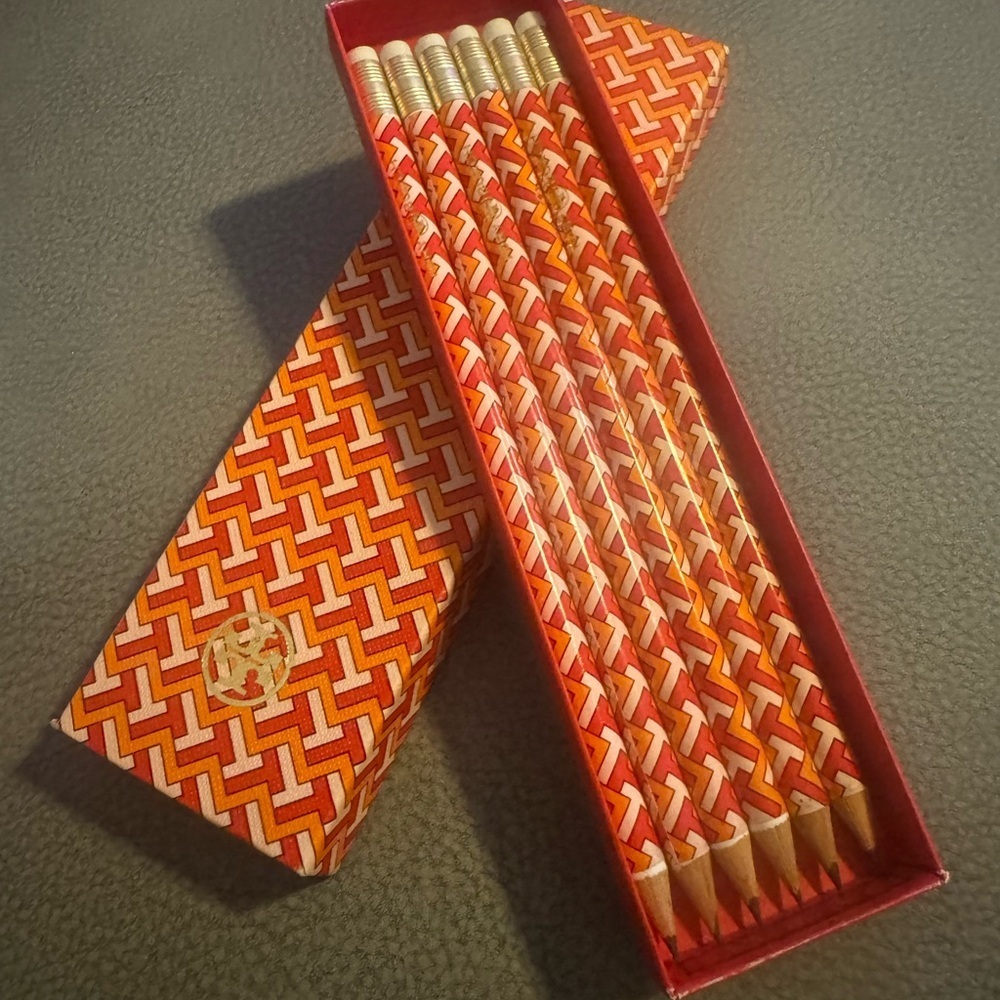 New Tory Burch T Zag Pencil Gift Box Set 6